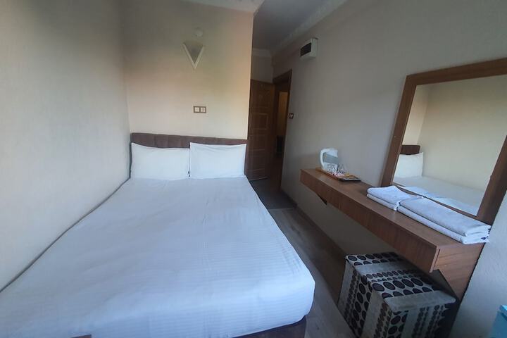 Room 38 of 91