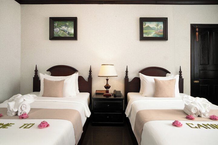 Room 10 of 83