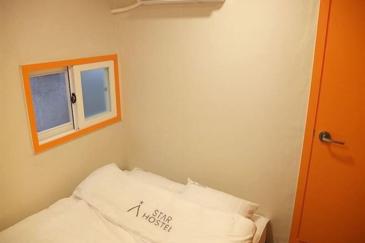 Room 20 of 46