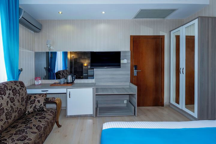 Room 40 of 97