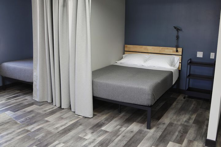 Room 7 of 39