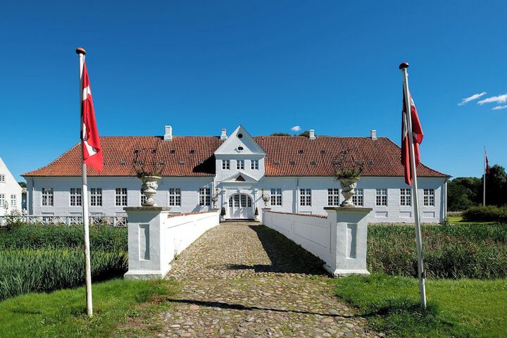 Hotel 56 of 60