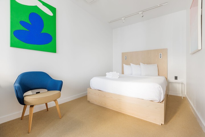 Room 48 of 155