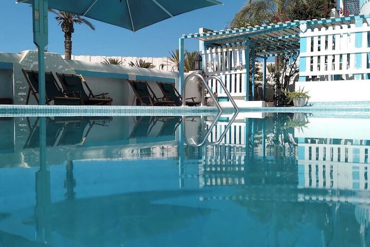 Hotel with Pool