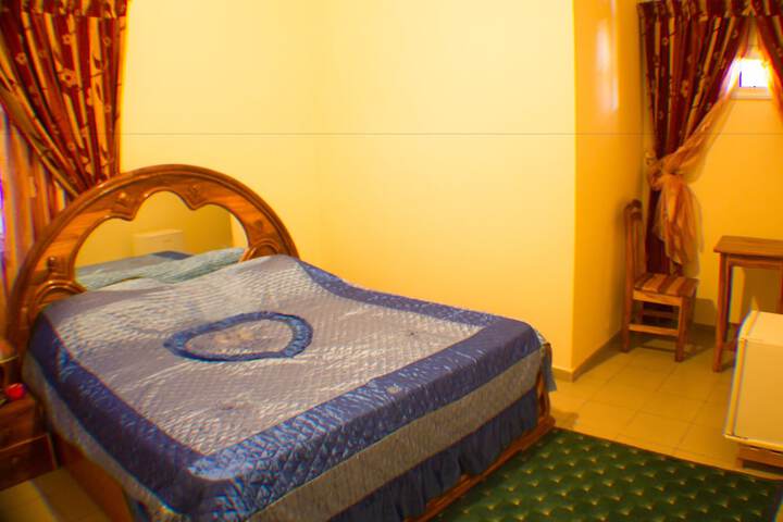 Room 10 of 66