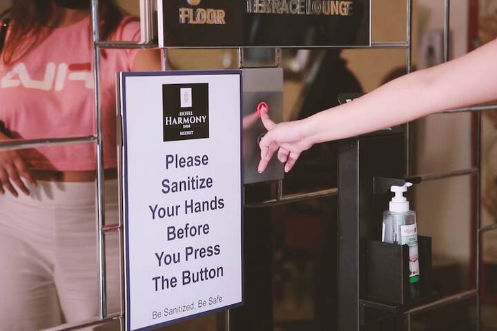 Cleanliness 72 of 82