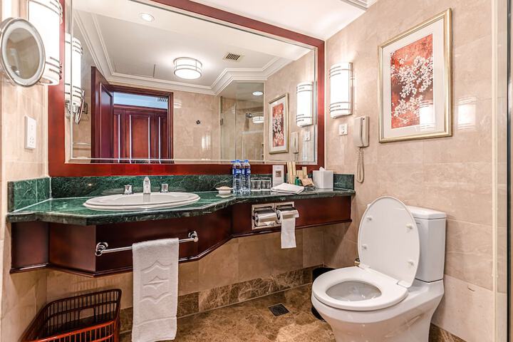 Clean Restrooms
