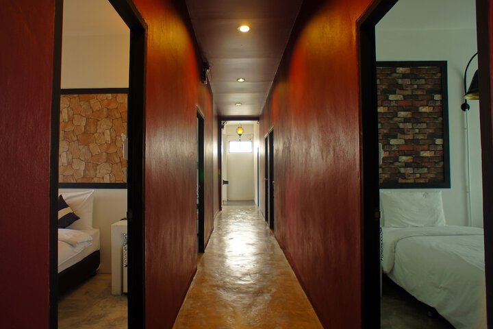 Ballroom/Hall 29 of 39