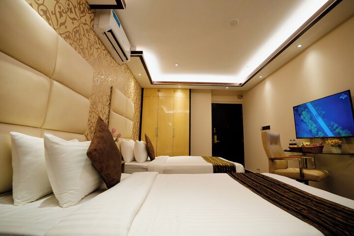 Room 20 of 49