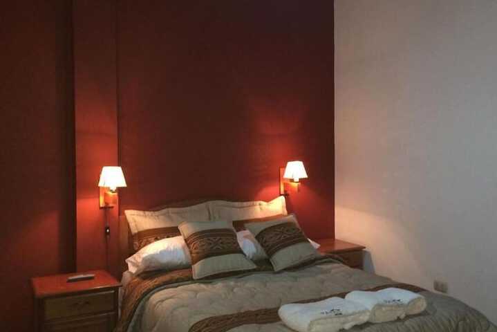 Room 9 of 34