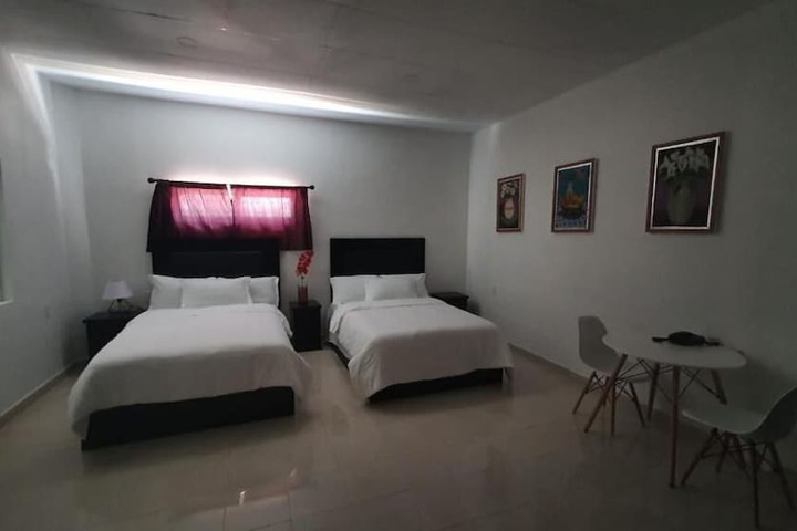 Room 5 of 45