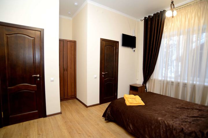 Room 7 of 29
