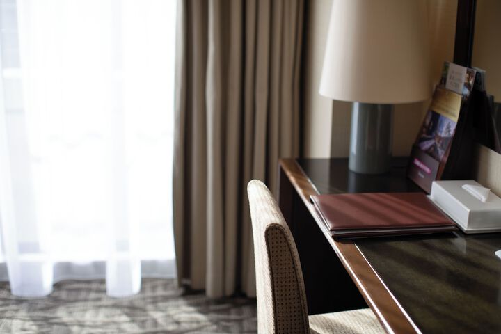 Room 4 of 20