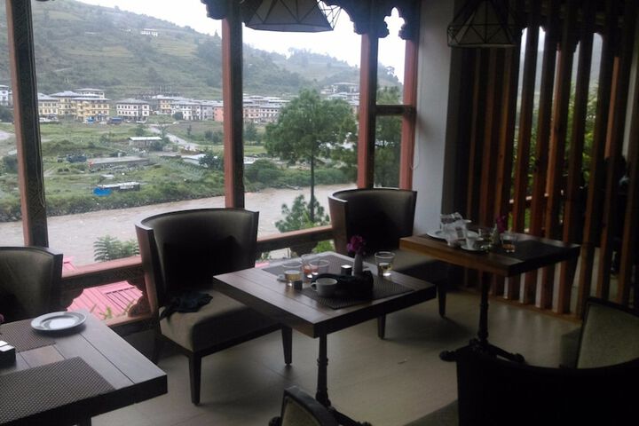 Dining 10 of 20