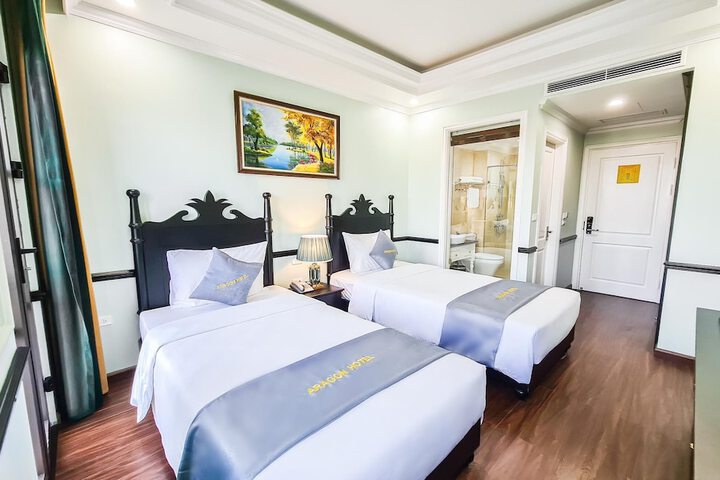 Room 7 of 21