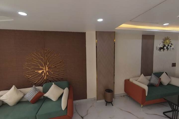 Hotel Interior 6 of 36