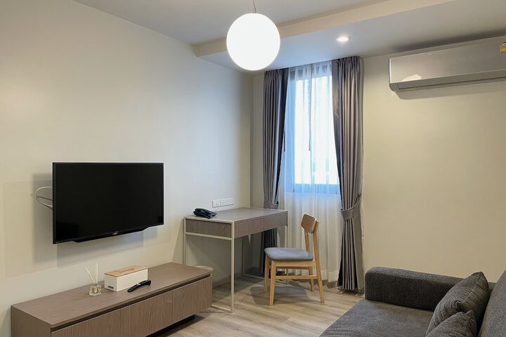 Room 35 of 80