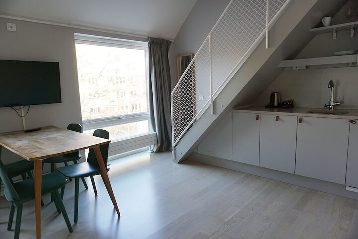 Room 21 of 60