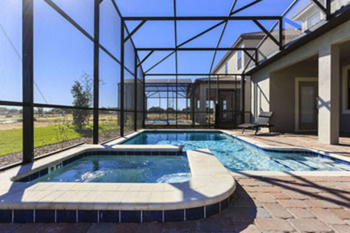 Pool 62 of 84