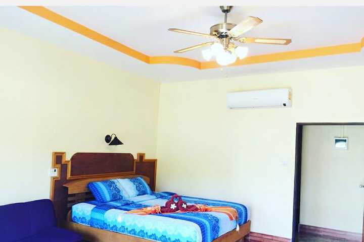 Room 16 of 34