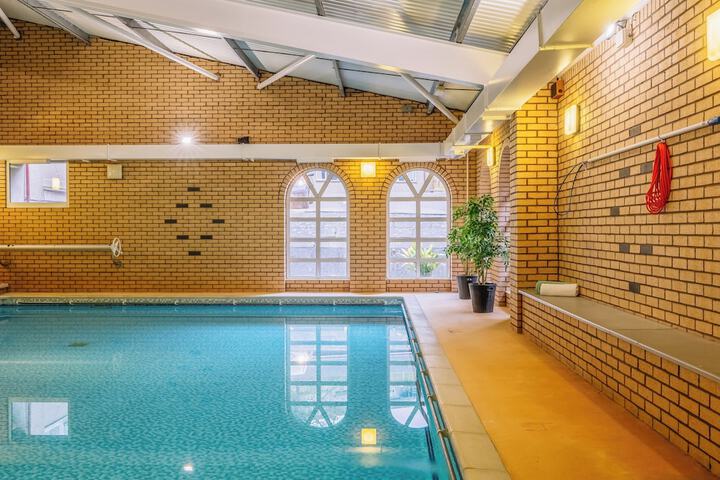 Pool 66 of 103