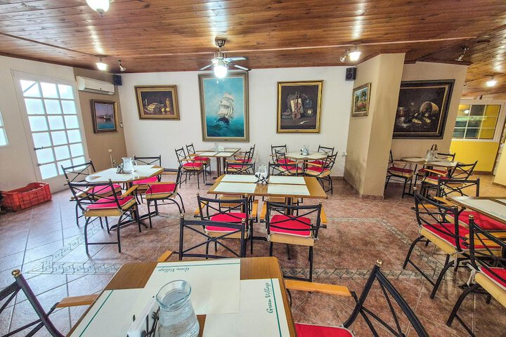 Dining 54 of 103