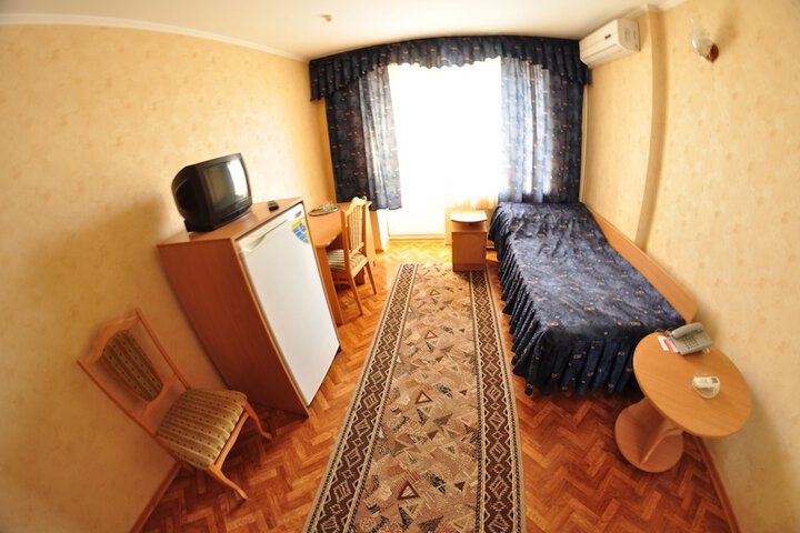 Room 9 of 23