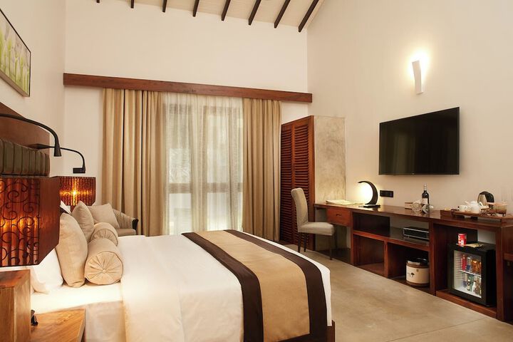 Hero Image 1 of 16