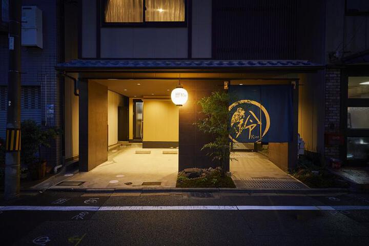 General 6 of 21