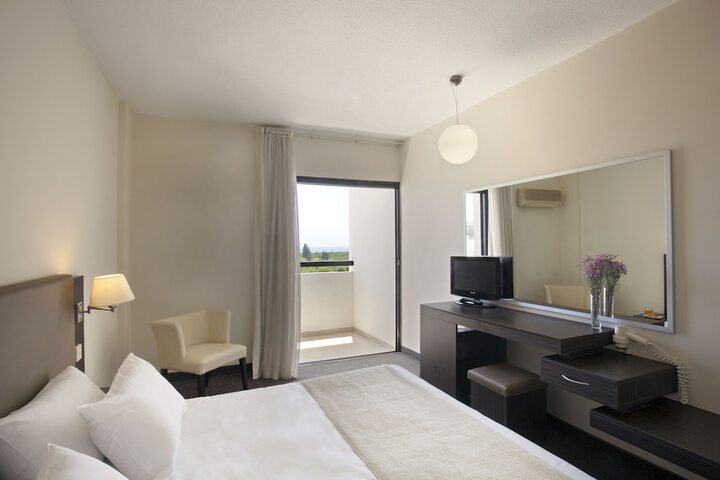 Room 7 of 59