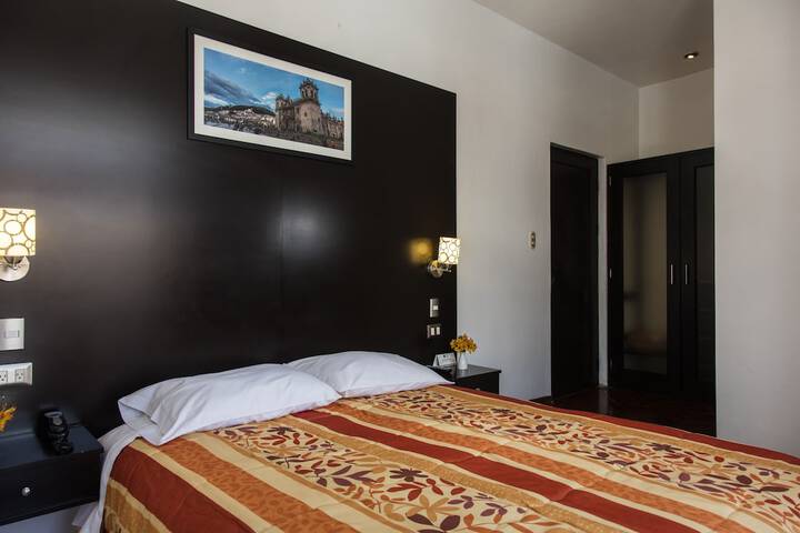 Room 27 of 176