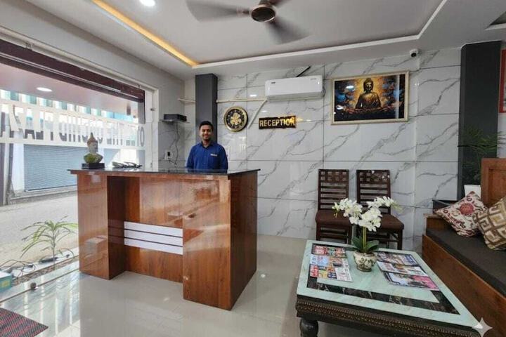 Hotel The Orchid Plaza