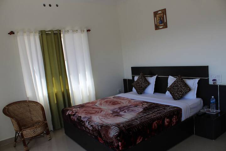 Room 8 of 47
