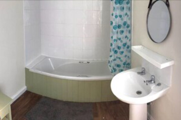 Room 3 of 12