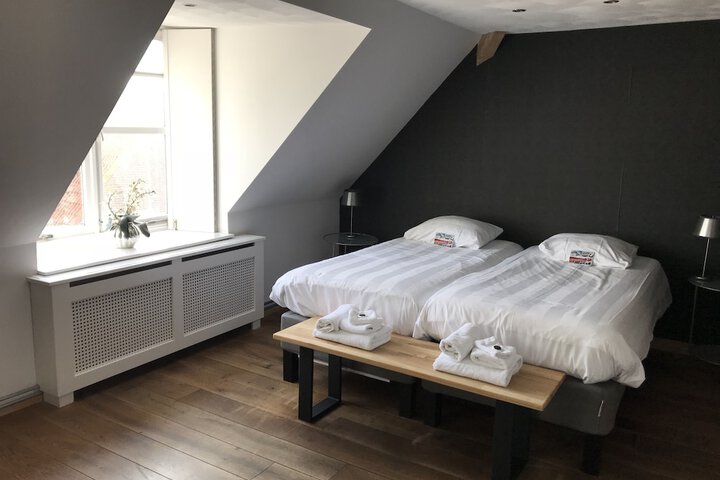 Room 10 of 58