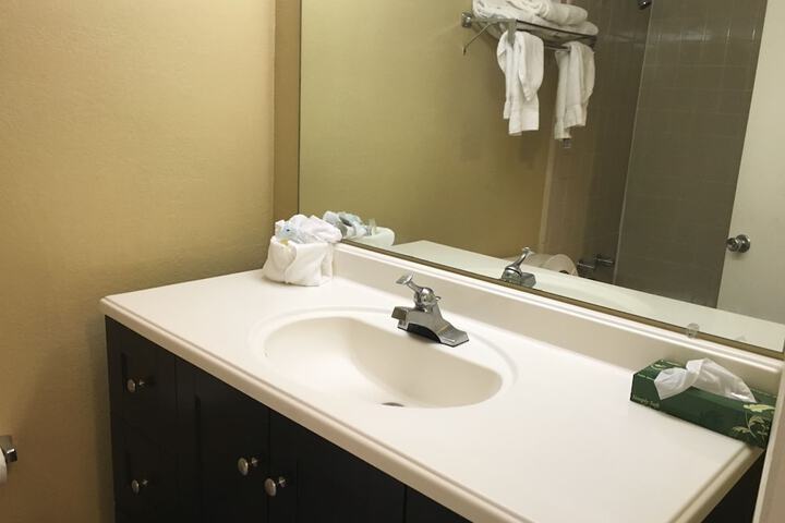 Clean Restrooms