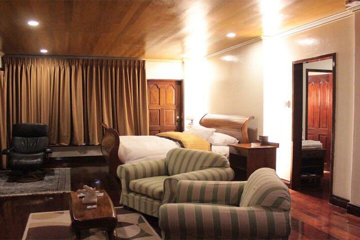 Room 5 of 36
