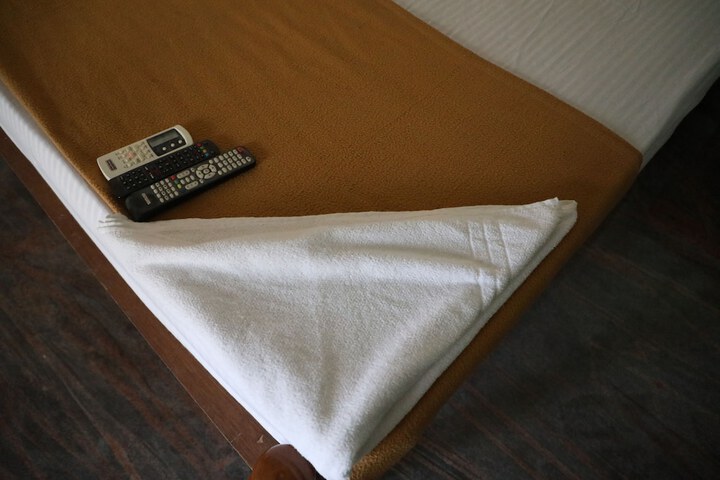 Room 2 of 22