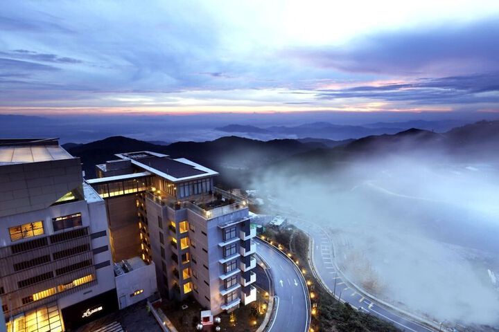 Hotel 8 of 10
