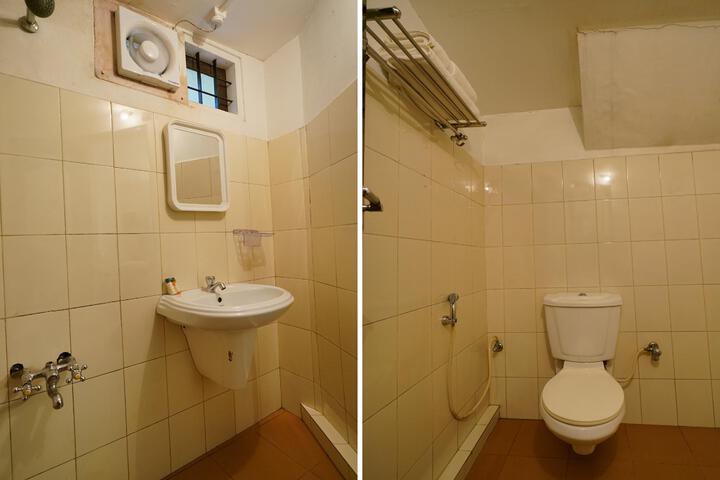 Room 3 of 7