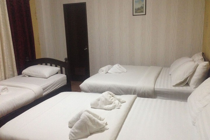 Room 8 of 8