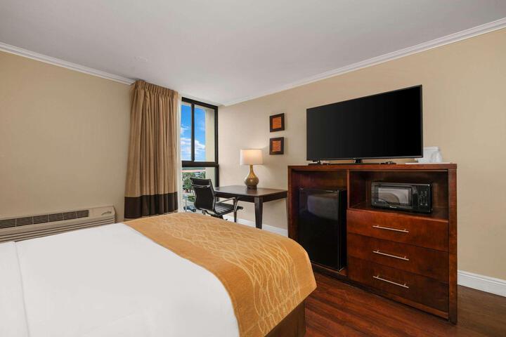 2 Double Beds City View (10 of 11)