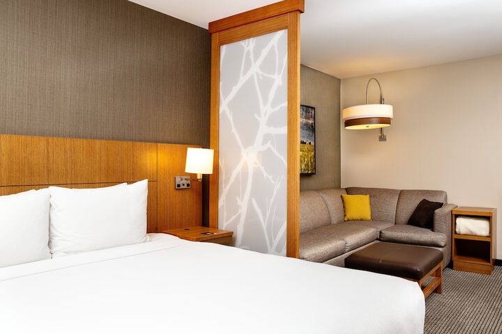 Room 5 of 19
