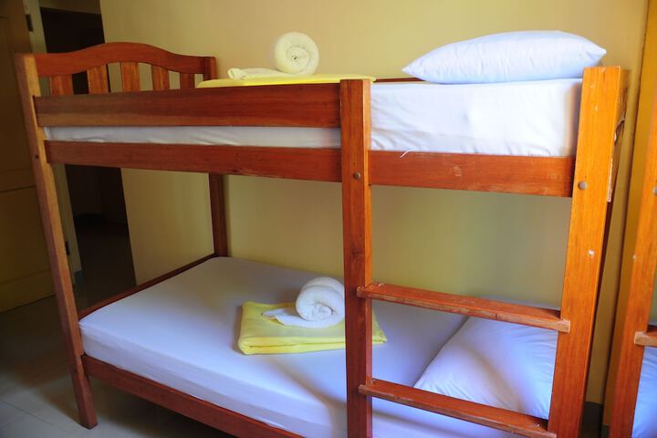 Room 5 of 44