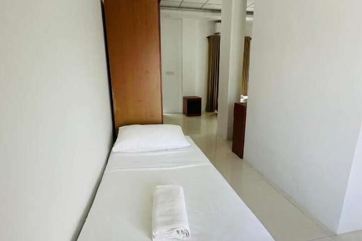 Room 15 of 51