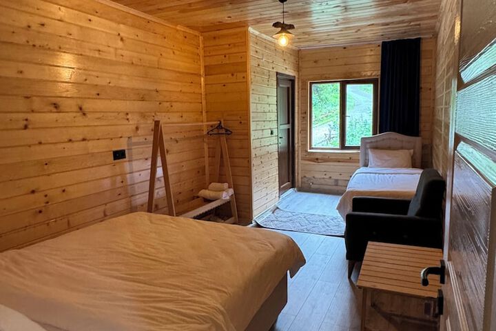 Room 11 of 70