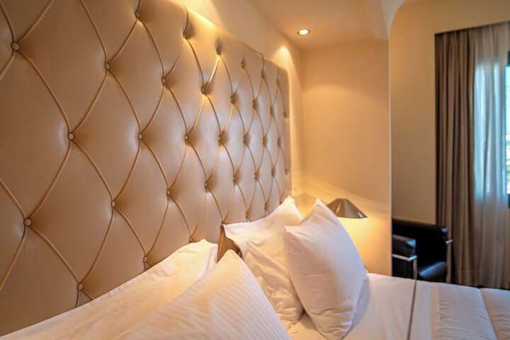 Room 12 of 60
