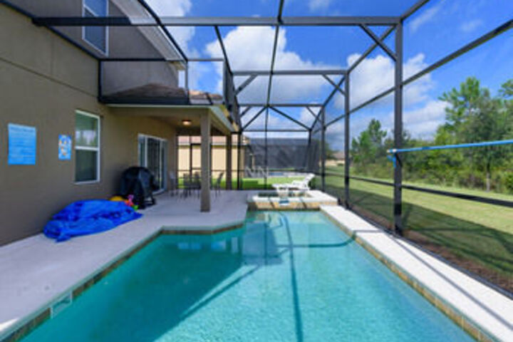 Pool 642 of 687