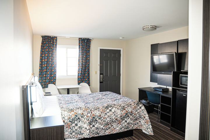 Room 6 of 36