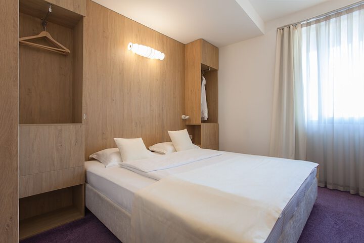 Room 13 of 58